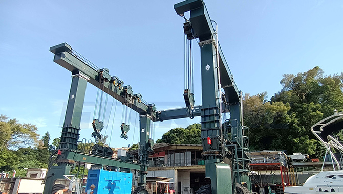 100 Ton Marine Travel Lift