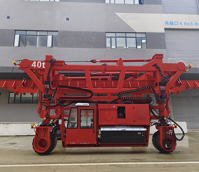 container straddle carrier