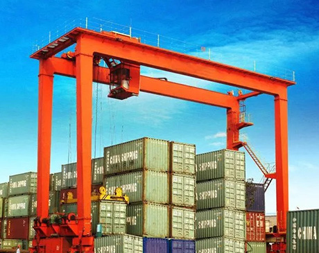 Stacking containers 20 feet