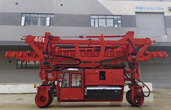 Container Straddle Carrier