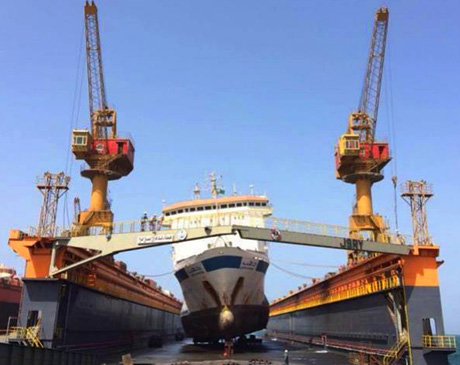 Dock ship maintenance