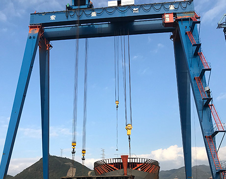 Dockyard shipbuilding—assembling ship