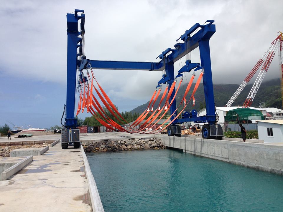 300 Ton Boat Travel Lift