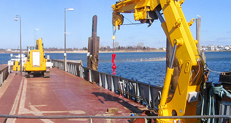 Marine Knuckle Boom Crane