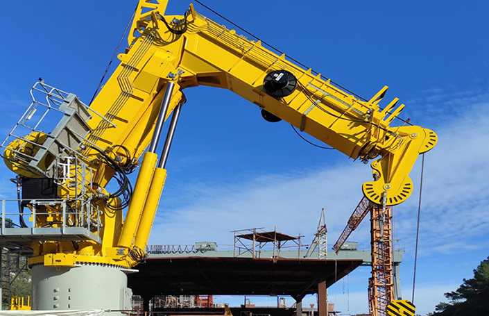 Marine Knuckle Boom Crane