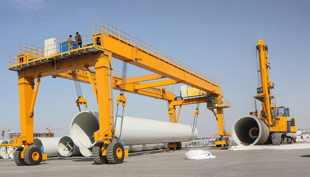 Manufacturing Industry - Lifting Steel Pipes