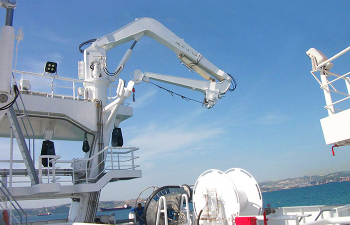 Marine Knuckle Boom Crane
