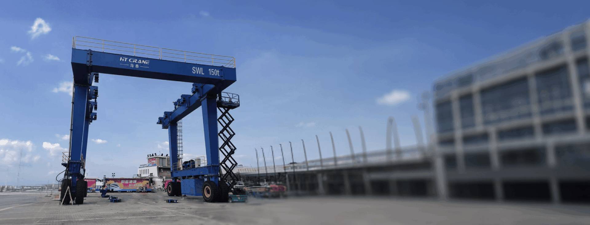 marine travel lift